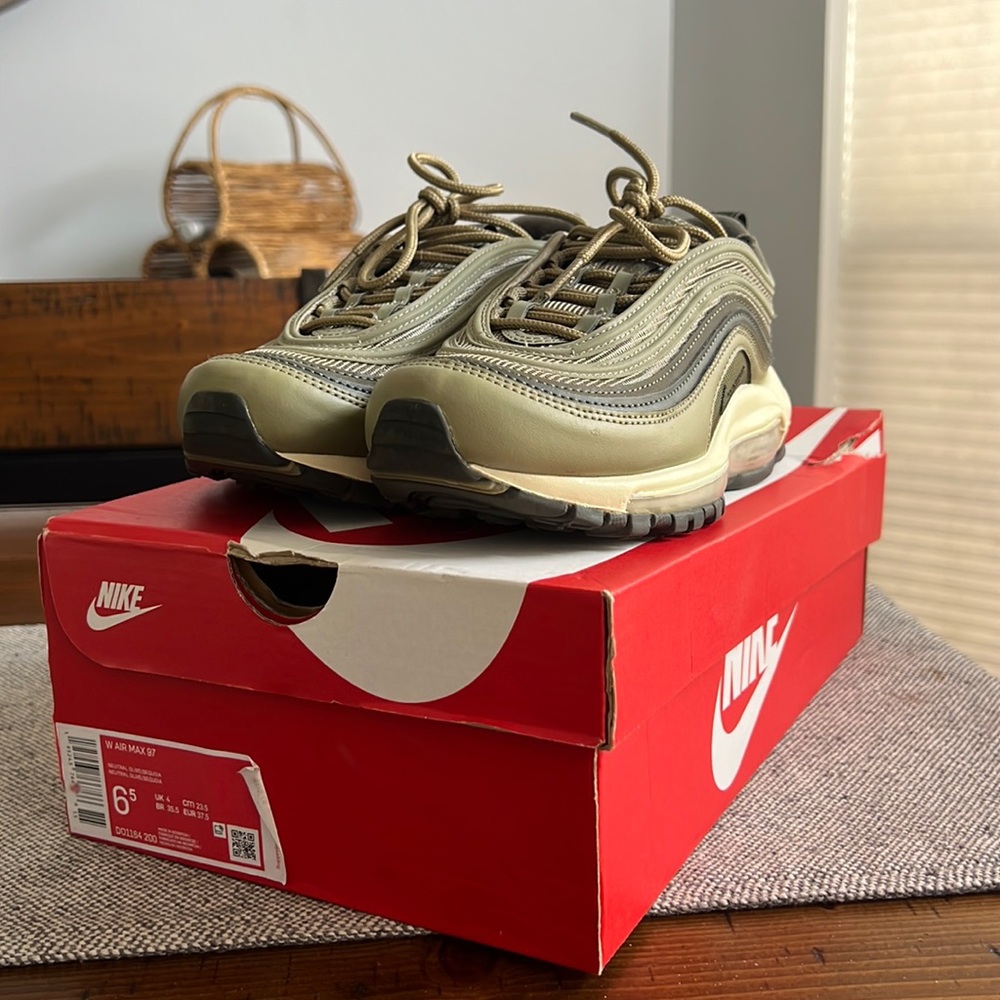 NIKE AIR MAX 97